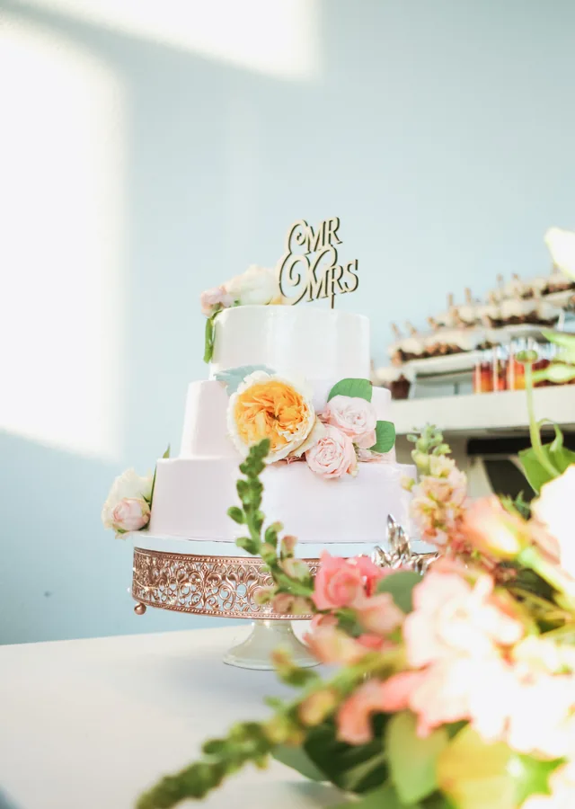 Style de gâteau de mariage floral